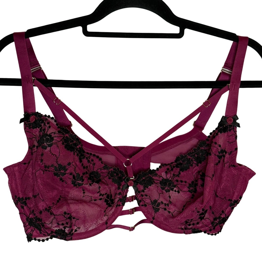 Cacique Unlined Plunge Bra 40DDD‎ Berry Wine Black Floral Lace Strappy Underwire